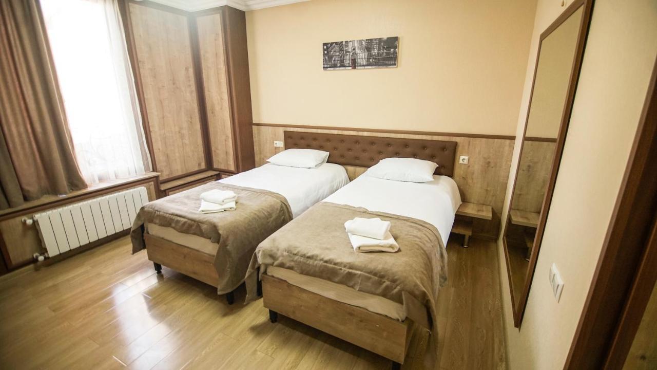 Hotel Juralius تبليسي المظهر الخارجي الصورة