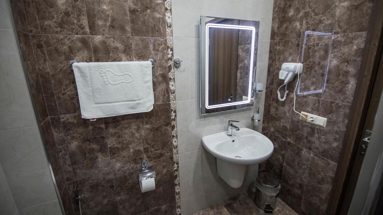 Hotel Juralius تبليسي المظهر الخارجي الصورة