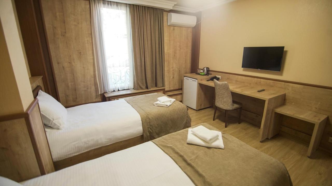 Hotel Juralius تبليسي المظهر الخارجي الصورة